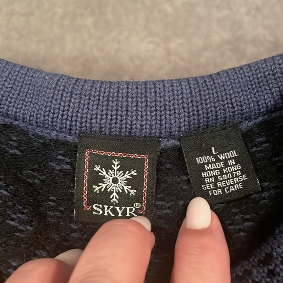 Skyr Wool cardigan - Picture 2 of 6